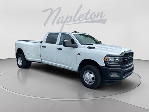 Used 2024 RAM 3500 Tradesman w/ Bed Utility Group AWD/4WD image 8