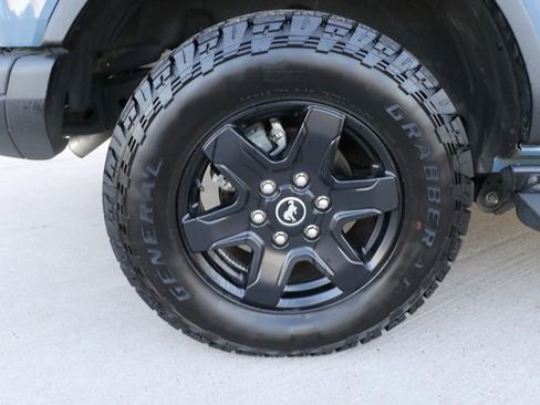 Used 2025 Ford Bronco Big Bend w/ Black Diamond Package AWD/4WD image 7