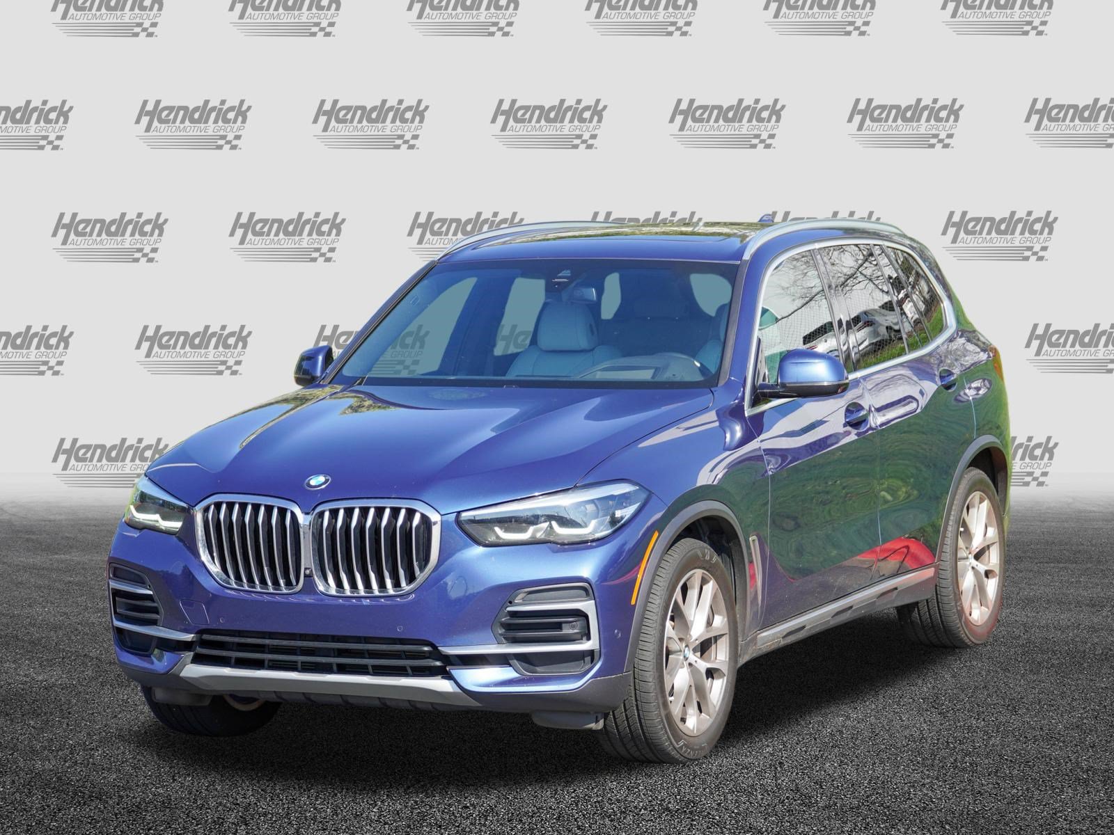 Used 2023 BMW X5 xDrive40i w/ Premium Package AWD/4WD image 5