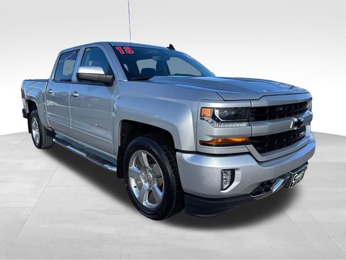 Certified 2018 Chevrolet Silverado 1500 LT w/ All Star Edition image 9