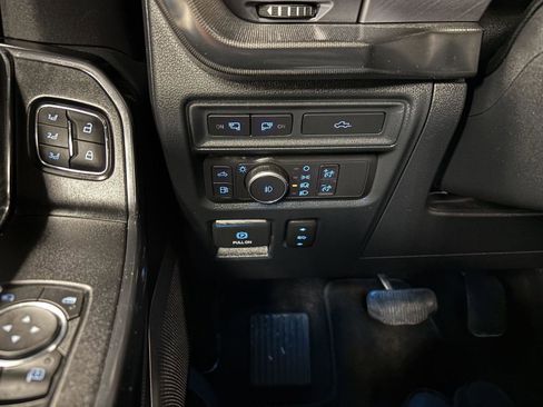 Certified 2021 Ford F150 Platinum w/ Equipment Group 701A High image 16