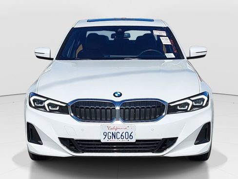 Used 2023 BMW 330i Sedan image 2