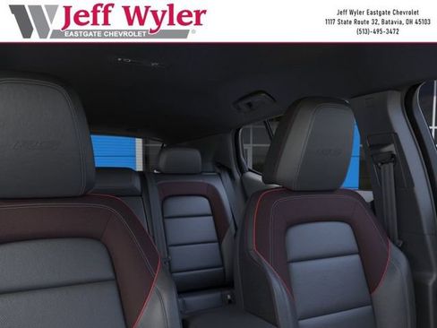 Used 2024 Chevrolet Equinox EV RS image 24