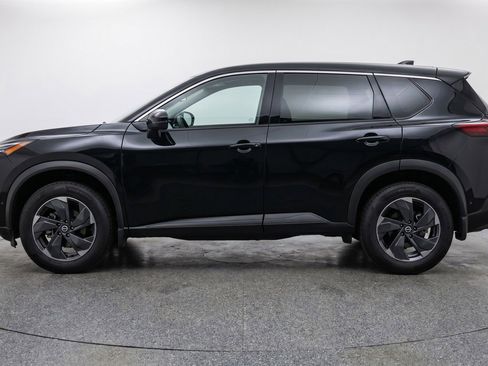 Used 2025 Nissan Rogue SV AWD/4WD image 5