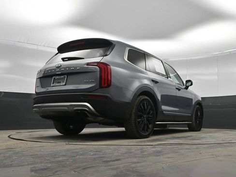 Used 2020 Kia Telluride SX w/ SX Prestige Package image 48
