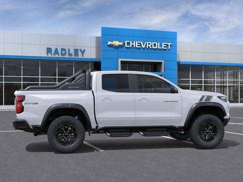 New 2026 Chevrolet Colorado ZR2 w/ Midnight Edition AWD/4WD image 5