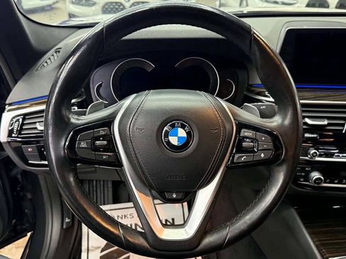 Used 2017 BMW 540i xDrive AWD/4WD image 11