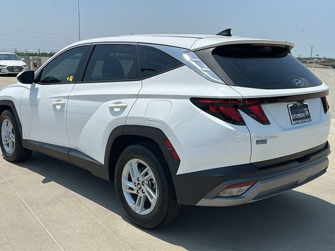 Used 2026 Hyundai Tucson SE FWD image 10