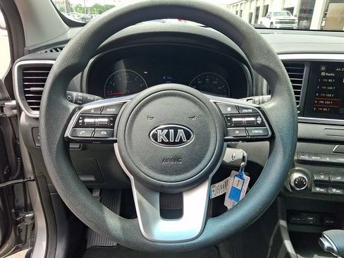 Used 2022 Kia Sportage LX FWD image 14
