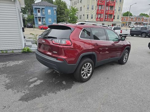 Used 2019 Jeep Cherokee Latitude Plus w/ Cold Weather Group AWD/4WD image 6