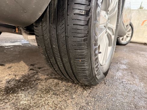 Used 2018 Lincoln MKX Premiere image 44