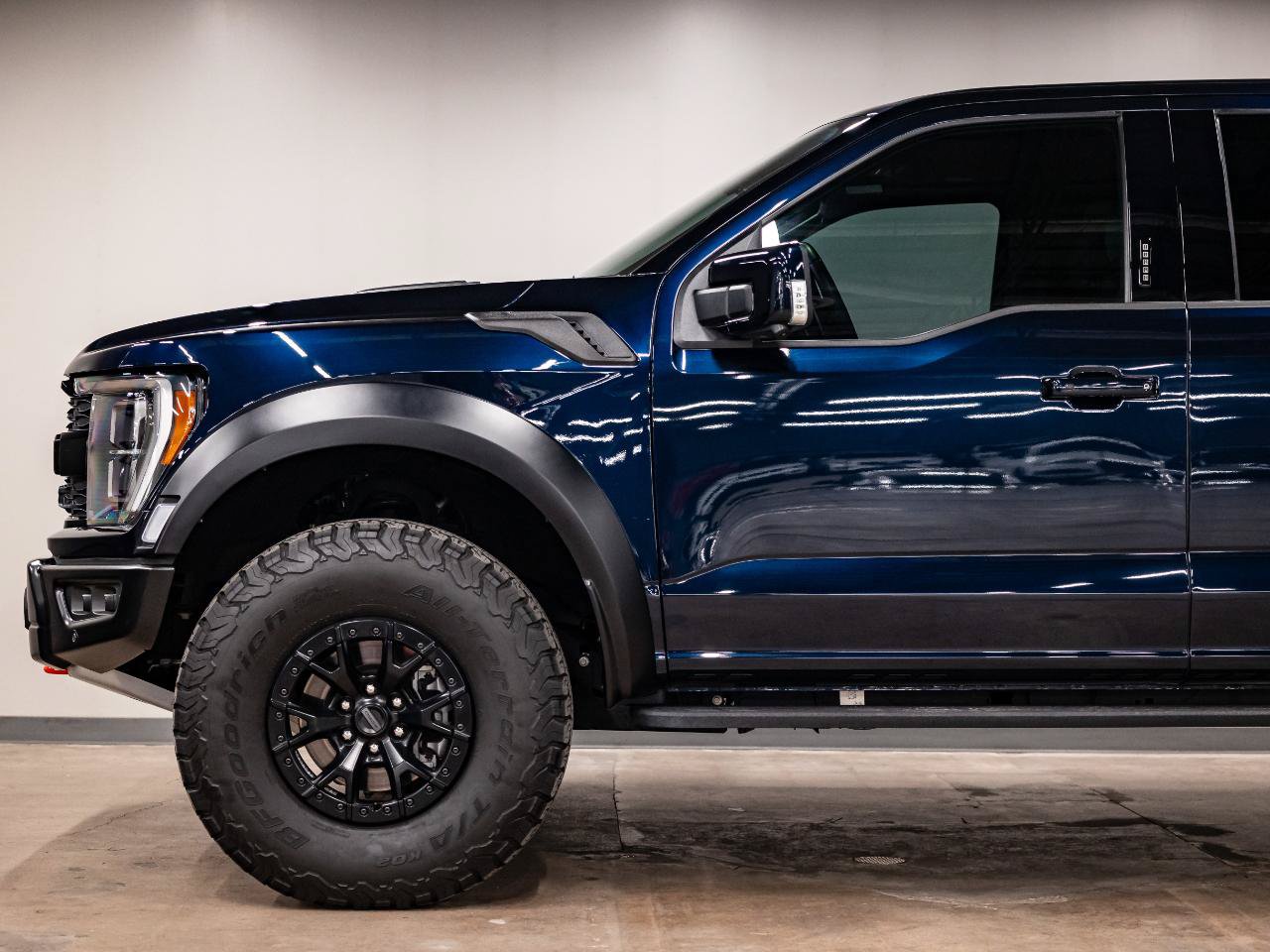 Used 2023 Ford F150 Raptor w/ Equipment Group 802A Raptor R AWD/4WD image 23