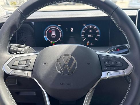 Used 2025 Volkswagen Tiguan S FWD image 18