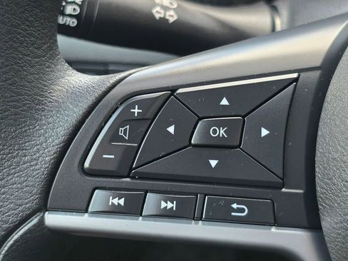 Used 2024 Nissan Sentra SV image 14