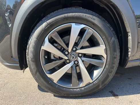 Used 2018 Lexus NX 300h AWD image 28