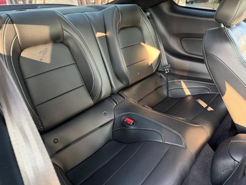 Used 2021 Ford Mustang Shelby GT500 RWD image 12