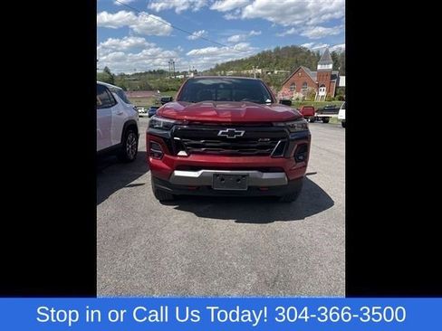 Used 2024 Chevrolet Colorado Z71 w/ Z71 Convenience Package 2 AWD/4WD image 17