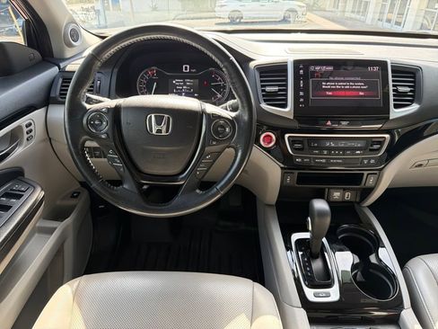Used 2019 Honda Ridgeline RTL-E image 11