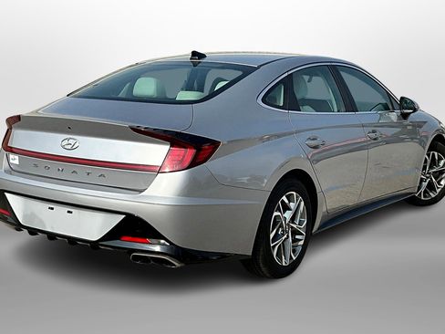 Used 2023 Hyundai Sonata SEL w/ Cargo Package image 10