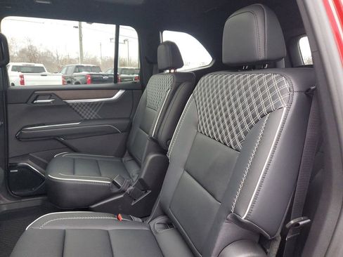 New 2026 GMC Acadia Denali w/ Super Cruise Package image 12