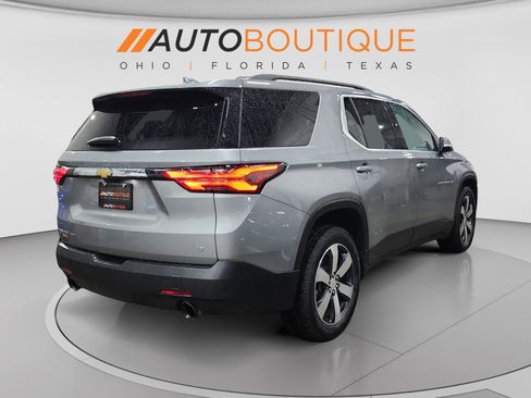 Used 2023 Chevrolet Traverse LT w/ LT Premium Package AWD/4WD image 5