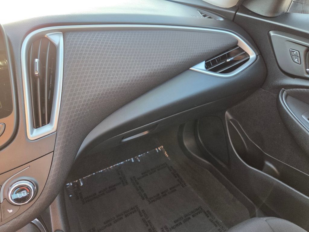 Used 2023 Chevrolet Malibu LT w/ Driver Confidence Package FWD image 29
