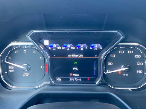 Used 2021 GMC Yukon SLT w/ SLT Luxury Plus Package image 2