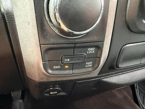 Used 2016 RAM 1500 Express AWD/4WD image 33