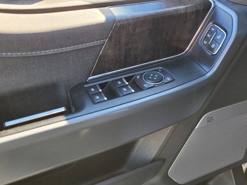 Used 2022 Ford F150 Lariat image 26