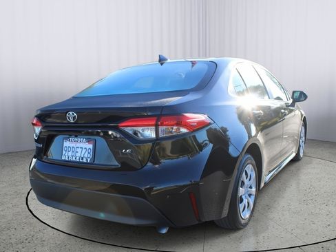 Used 2024 Toyota Corolla LE image 8