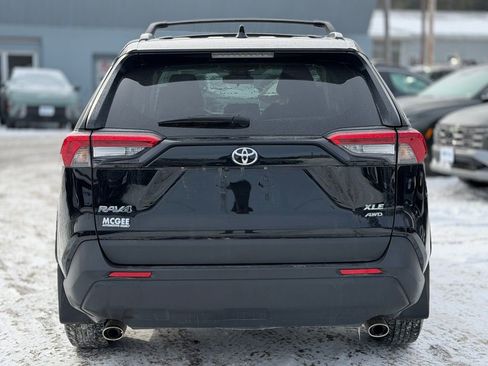 Used 2023 Toyota RAV4 XLE w/ Convenience Package image 4