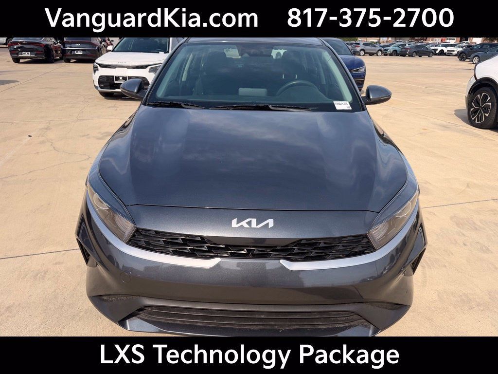 Certified 2024 Kia Forte LXS w/ LXS Technology Package FWD image 5