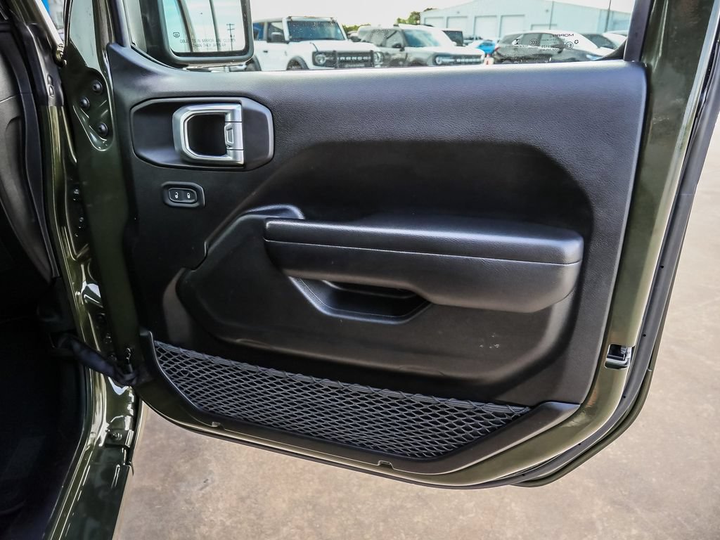 Used 2021 Jeep Wrangler Unlimited Sport AWD/4WD image 21