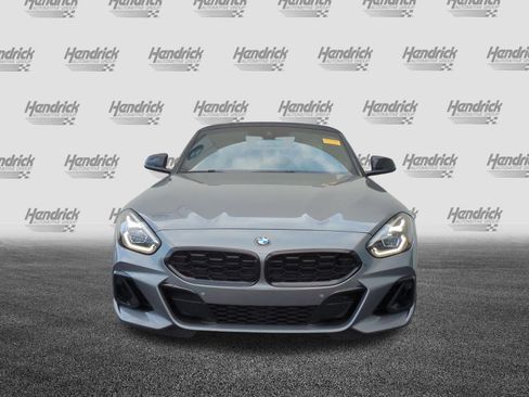 Certified 2024 BMW Z4 M40i w/ Premium Package RWD image 3