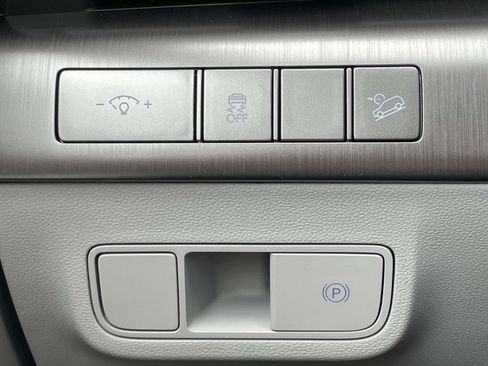 New 2026 Hyundai Kona SEL Premium FWD image 17