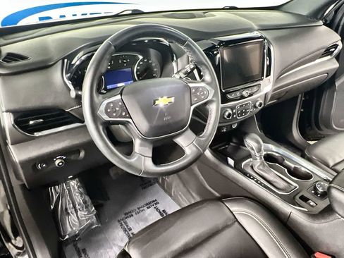 Certified 2023 Chevrolet Traverse LT w/ LT Premium Package AWD/4WD image 11
