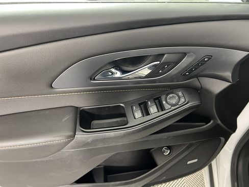 Used 2020 Chevrolet Traverse Premier w/ LPO, Floor Liner Package AWD/4WD image 17