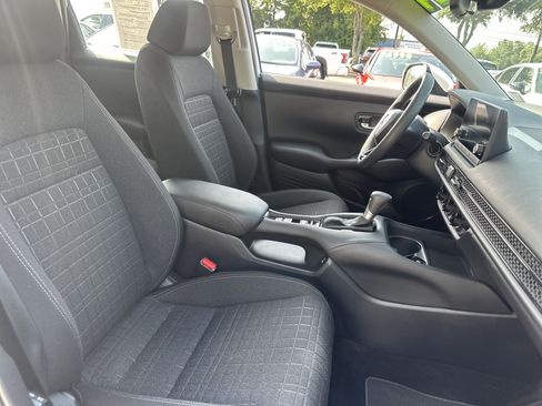 Used 2024 Honda HR-V LX image 13