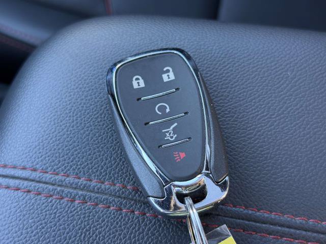 Used 2024 Chevrolet Equinox RS w/ RS Leather Package AWD/4WD image 34