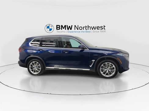 New 2026 BMW X5 xDrive40i AWD/4WD image 5
