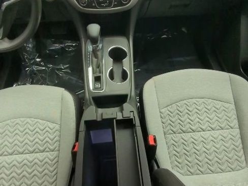 Used 2024 Chevrolet Equinox LS w/ LS Convenience Package image 19