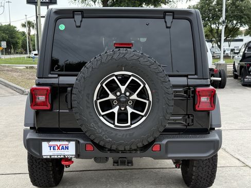 New 2026 Jeep Wrangler Unlimited Rubicon AWD/4WD image 6