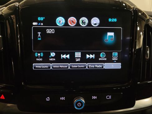 Used 2018 Chevrolet Traverse LT AWD/4WD image 25