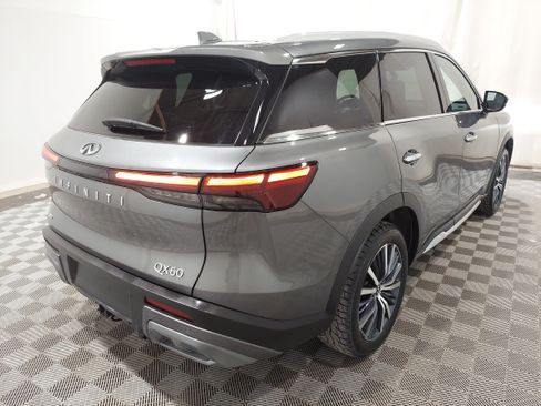 Used 2024 INFINITI QX60 Sensory AWD/4WD image 3