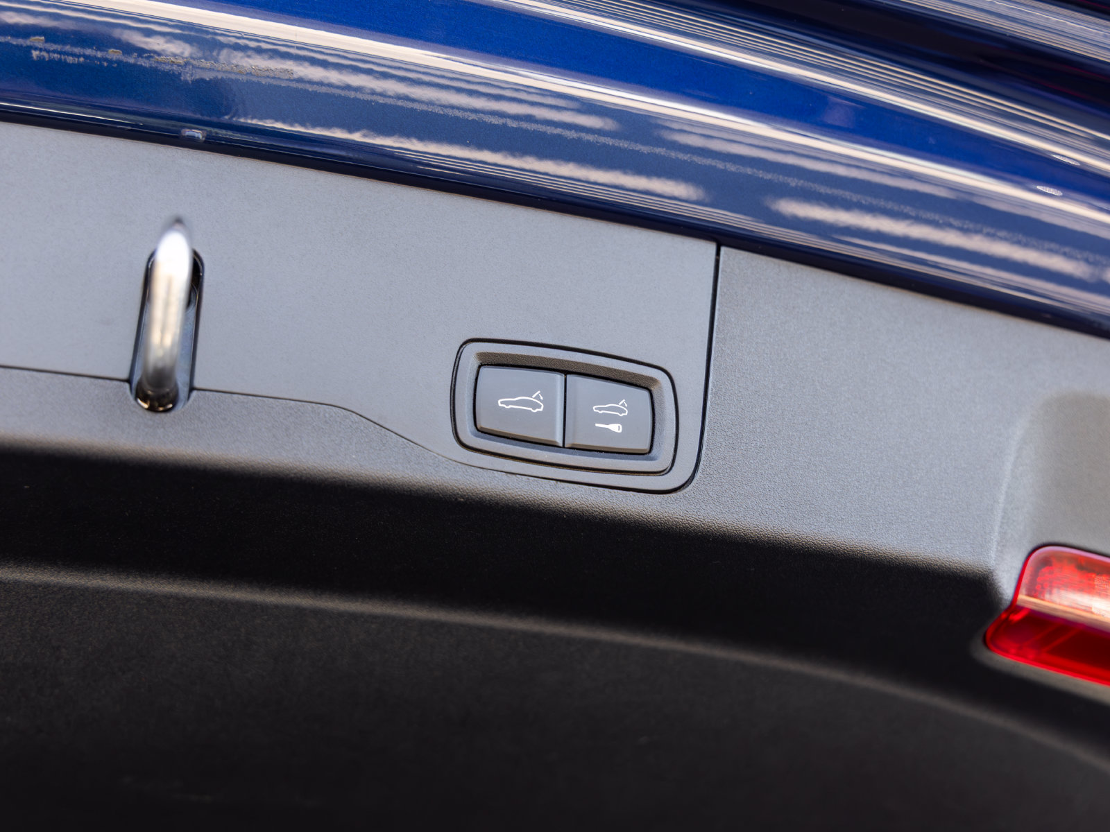 Certified 2025 Porsche Taycan 4S AWD/4WD image 53
