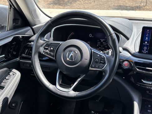 Used 2025 Acura MDX FWD image 20