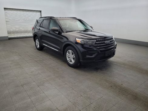 Used 2021 Ford Explorer XLT AWD/4WD image 13