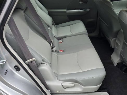 Used 2012 Toyota Prius V Five FWD image 29