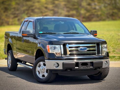 Used 2011 Ford F150 XLT w/ XLT Convenience Pkg AWD/4WD image 1