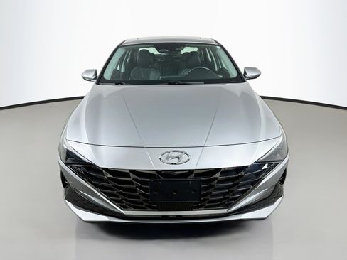 Certified 2023 Hyundai Elantra Limited FWD image 2